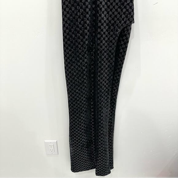 Michael Costello x Revolve Emmanuella Black Sequin Gown With Front Slit. - Picture 9 of 12